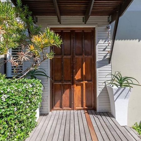Hollywood On The Hill Villa เคปทาวน์ ภายนอก รูปภาพ